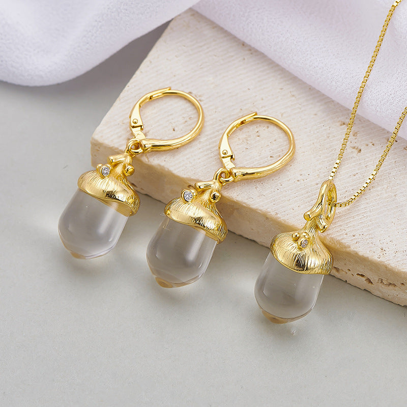 The Layering Pinecone Pendant - Delicate 925 Silver & Quartz Collarbone Chain - Effortless Minimalist Style