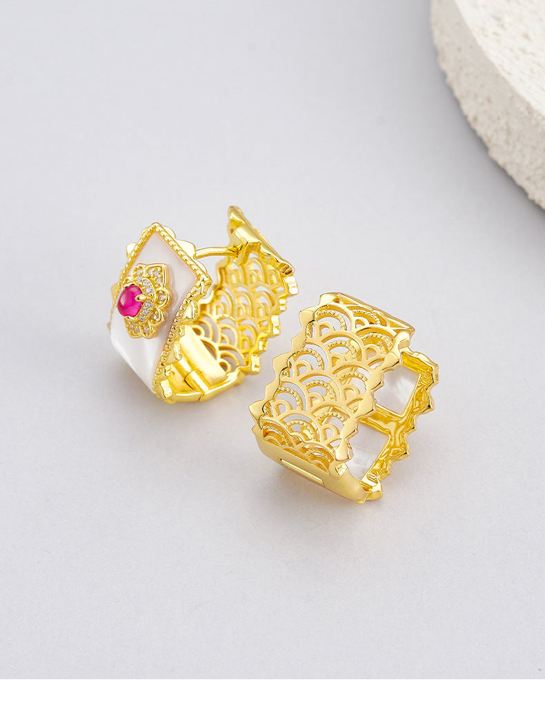 Retro light luxury red corundum ear buckle s925 silver hollow white shell wide-faced earrings temperament exquisite medieval earrings women