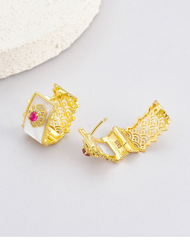 Retro light luxury red corundum ear buckle s925 silver hollow white shell wide-faced earrings temperament exquisite medieval earrings women