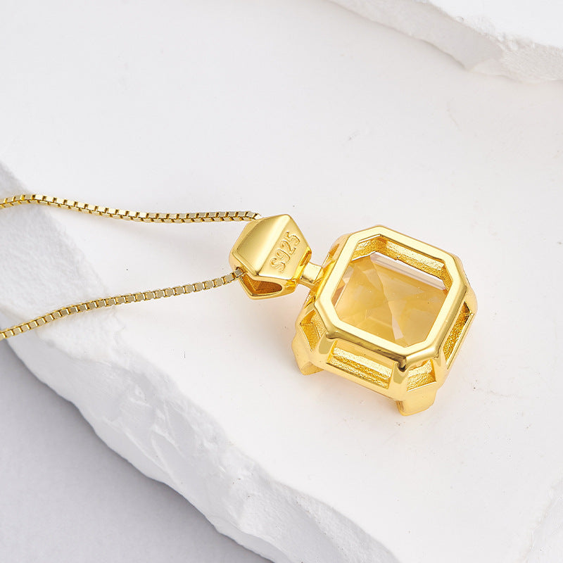 S925 silver simple and fashionable sugar cube citrine pendant light luxury niche design geometric collarbone necklace