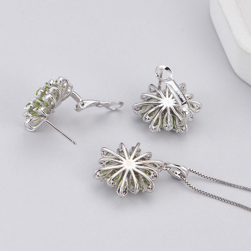 925 Sterling Silver Amethyst Flower Stud Earrings