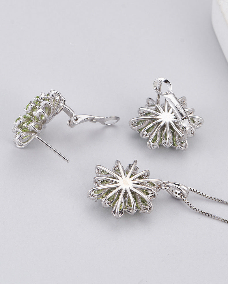 925 Sterling Silver Amethyst Flower Stud Earrings